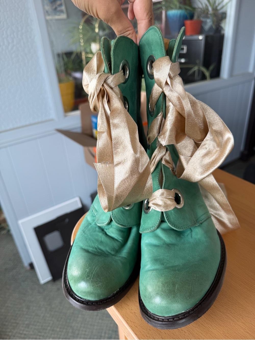 Fluevog Gladstone Boots - Picture 4 of 14